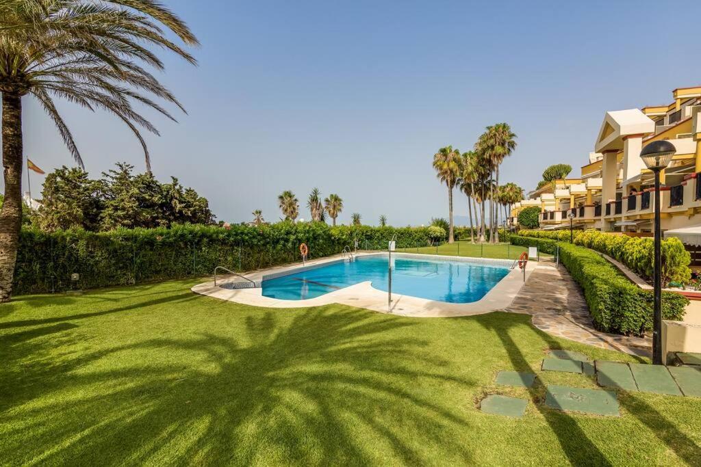 Oleholidays 831 Romana Playa Vistas Al Mar Marbella