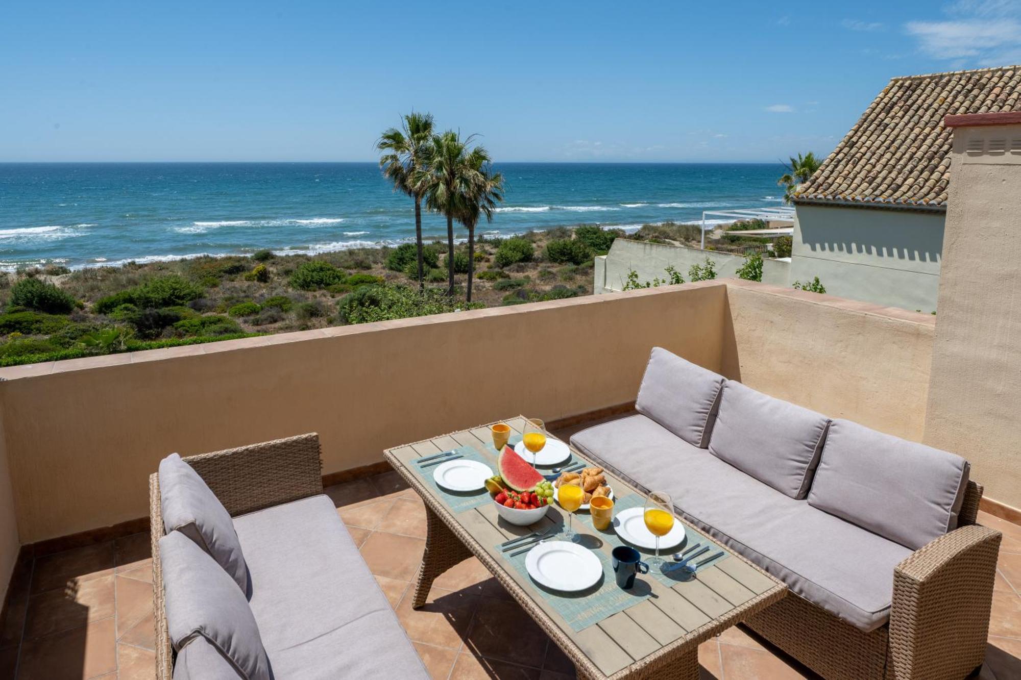 Oleholidays 831 Romana Playa Vistas Al Mar Apartment *